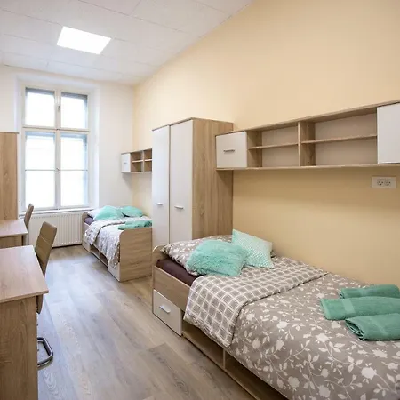 Hostel Minidorm In Heart Of Center