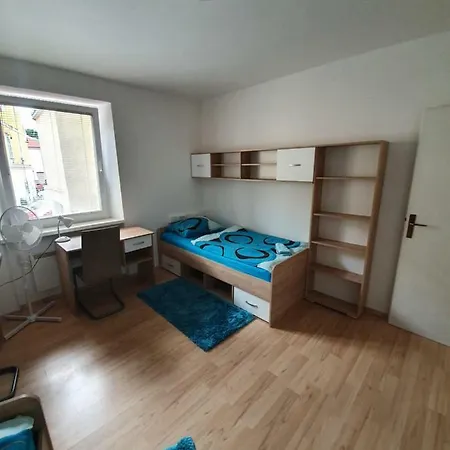 Hostel Minidorm In Heart Of Center