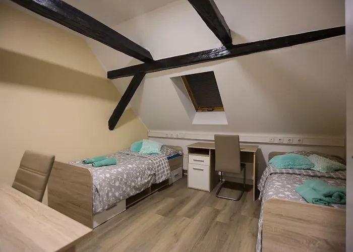 Minidorm In Heart Of Center Hostel