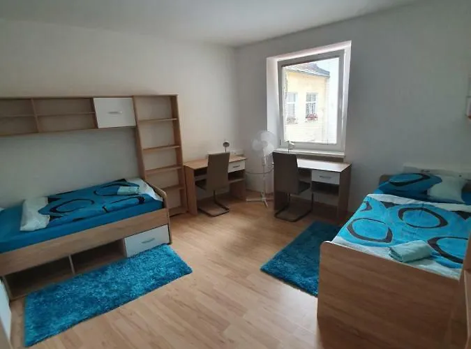 Minidorm In Heart Of Center *